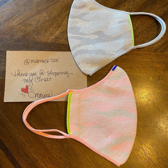 Rothy's Accessories Rothys Vguc Light Pink And Grey Camo Masks Sets